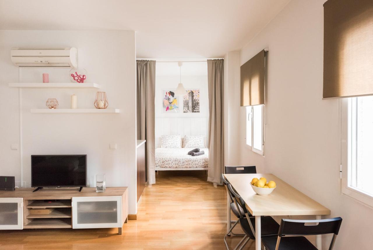Apartamento Centro De Madridアパートメント エクステリア 写真
